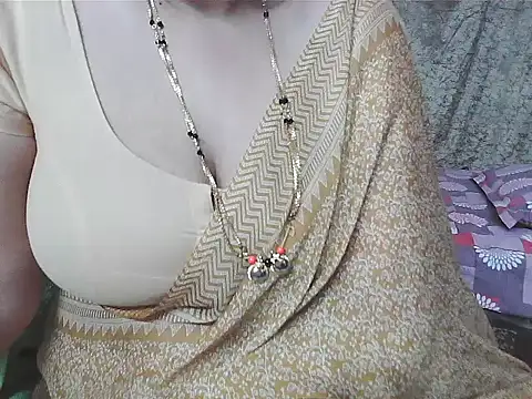 sunitha-3 online show from 11/12/25, 06:34