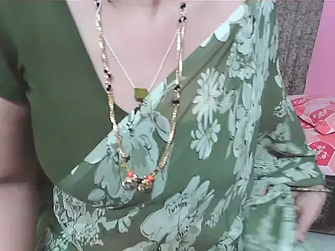 sunitha-3 online show from 10/27/25, 06:20