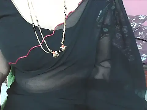 Snapshot of sunitha-3 chatting on 09/17/25, 05:37 sunitha-3 online show from 09/17/25, 05:37