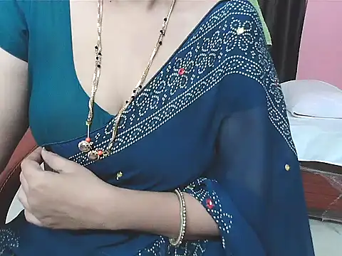 sunitha-3 online show from 11/26/25, 01:55