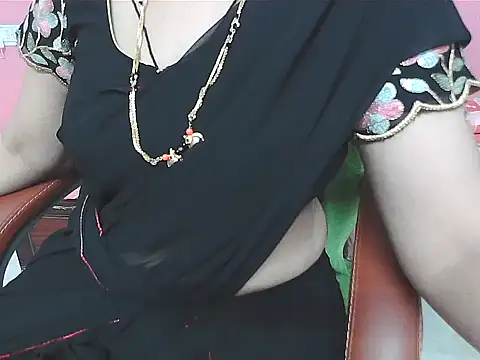 Snapshot of sunitha-3 chatting on 10/07/25, 06:25 sunitha-3 online show from 10/07/25, 06:25