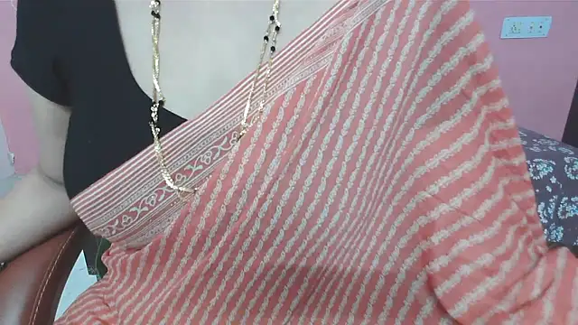 Snapshot of sunitha-3 chatting on 09/21/25, 07:24 sunitha-3 online show from 09/21/25, 07:24