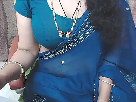 Snapshot of sunitha-3 chatting on 10/06/25, 06:14 sunitha-3 online show from 10/06/25, 06:14