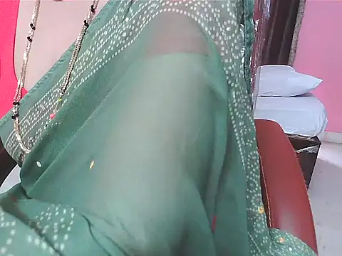 sunitha-3 online show from 12/15/25, 05:02