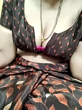 Snapshot of sunitha-3 chatting on 03/18/25, 07:12 sunitha-3 online show from 03/18/25, 07:12