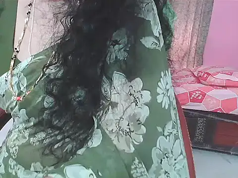 sunitha-3 online show from 10/27/25, 06:14