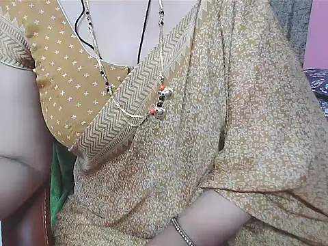 Snapshot of sunitha-3 chatting on 10/01/25, 06:23 sunitha-3 online show from 10/01/25, 06:23
