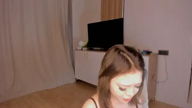 nacumi mi online show from 04/10/26, 03:52