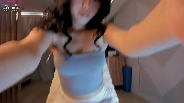 nacumi mi online show from 10/29/25, 02:16