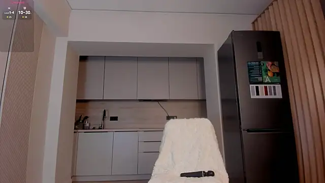 nacumi mi online show from 12/17/25, 04:39