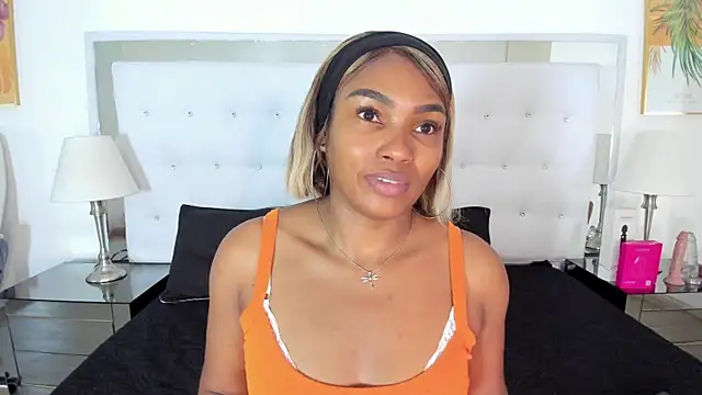 Isla Scott online show from 07/09/26, 11:31
