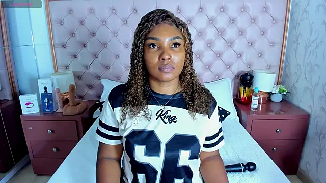 Isla Scott online show from 03/21/25, 11:22