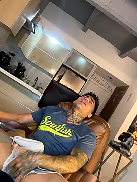 Dominiofit online show from 11/10/25, 01:21