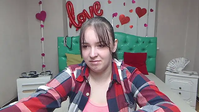 IsabelBlackberry online show from 04/01/26, 05:20