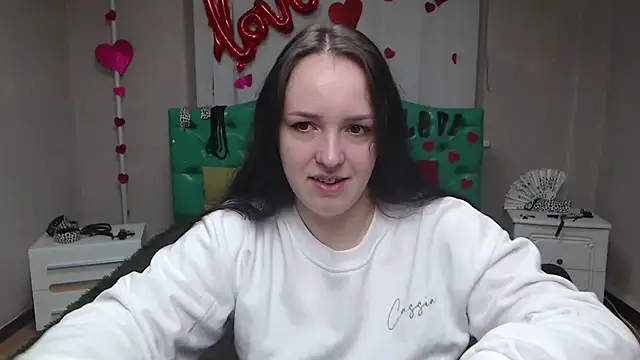 Snapshot of IsabelBlackberry chatting on 10/15/25, 05:17 IsabelBlackberry online show from 10/15/25, 05:17