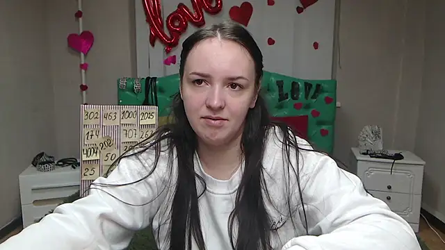 Snapshot of IsabelBlackberry chatting on 10/04/25, 05:09 IsabelBlackberry online show from 10/04/25, 05:09