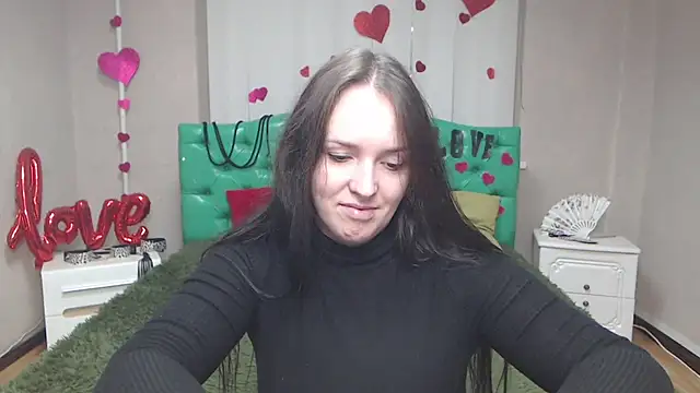 IsabelBlackberry online show from 12/05/25, 06:45