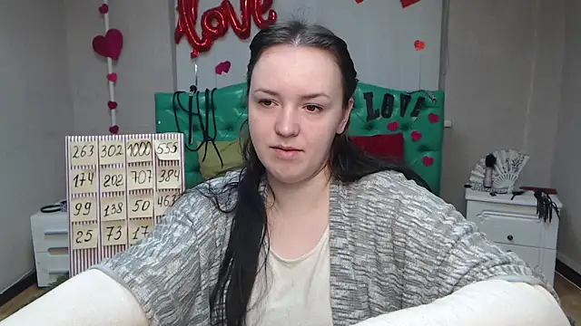 Snapshot of IsabelBlackberry chatting on 03/20/25, 06:08 IsabelBlackberry online show from 03/20/25, 06:08