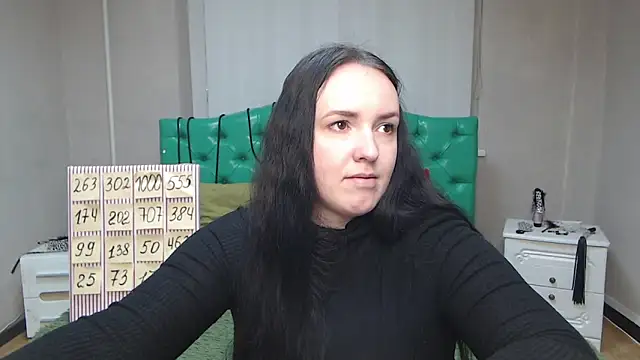 Snapshot of IsabelBlackberry chatting on 02/07/25, 09:05 IsabelBlackberry online show from 02/07/25, 09:05