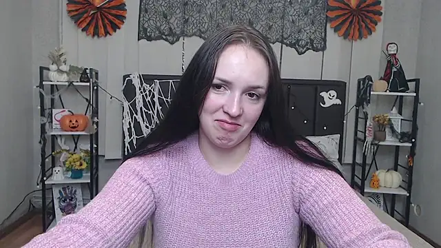 IsabelBlackberry online show from 11/10/25, 06:29