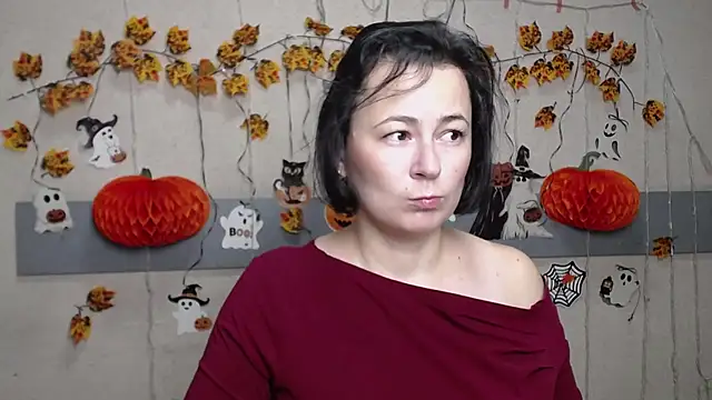 MarieSho online show from 11/18/25, 07:11