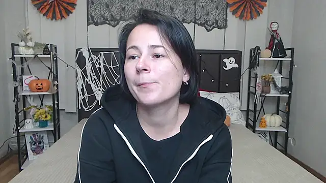 MarieSho online show from 11/12/25, 06:12