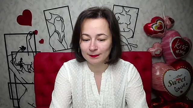 Snapshot of MarieSho chatting on 03/10/25, 10:28 MarieSho online show from 03/10/25, 10:28