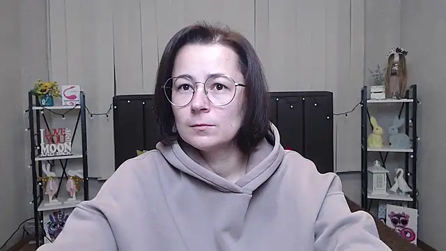 Snapshot of MarieSho chatting on 02/07/25, 07:07 MarieSho online show from 02/07/25, 07:07