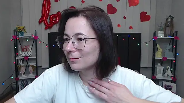 Snapshot of MarieSho chatting on 03/15/25, 03:29 MarieSho online show from 03/15/25, 03:29
