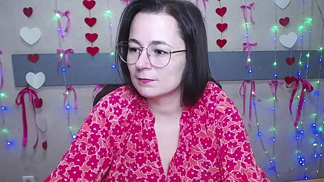 Snapshot of MarieSho chatting on 03/04/25, 06:07 MarieSho online show from 03/04/25, 06:07