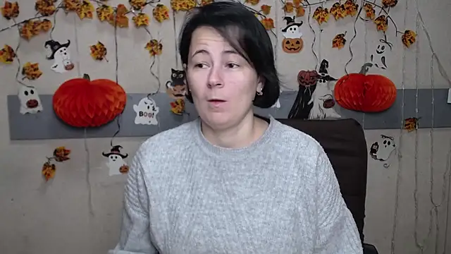 MarieSho online show from 10/28/25, 07:18