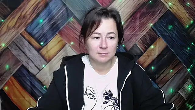 Snapshot of MarieSho chatting on 10/06/25, 06:36 MarieSho online show from 10/06/25, 06:36