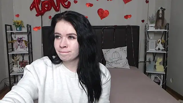 JasmineKouch online show from 02/05/26, 07:26