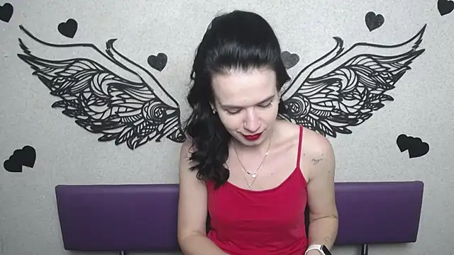 Snapshot of JasmineKouch chatting on 10/07/25, 05:14 JasmineKouch online show from 10/07/25, 05:14