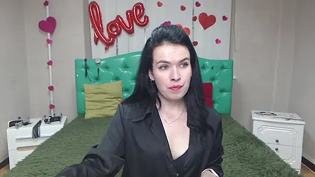 JasmineKouch online show from 05/13/26, 05:31