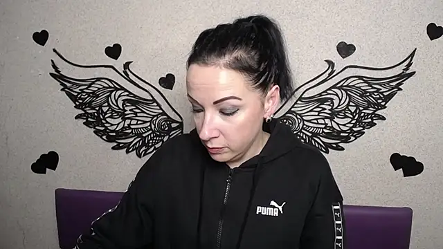 ElizabethSho online show from 02/13/26, 06:08