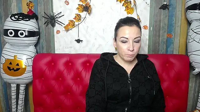 ElizabethSho online show from 11/09/25, 06:12