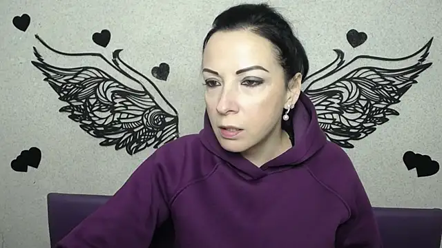 ElizabethSho online show from 01/18/26, 08:23