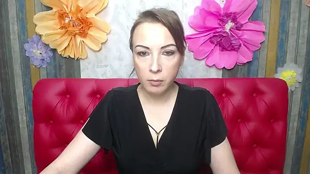 Snapshot of ElizabethSho chatting on 05/30/26, 05:40 ElizabethSho online show from 05/30/26, 05:40