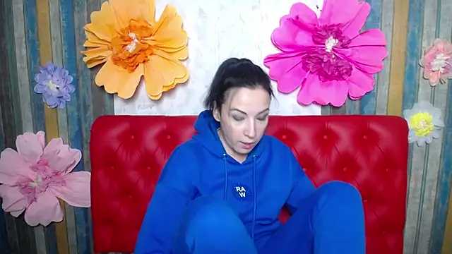 ElizabethSho online show from 02/04/26, 06:14