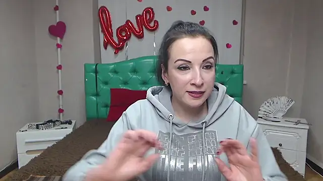 ElizabethSho online show from 02/28/26, 06:29