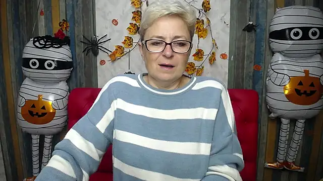 EmiliaGree online show from 11/07/25, 06:07