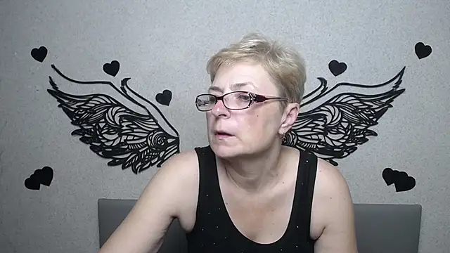 Snapshot of EmiliaGree chatting on 07/11/26, 05:02 EmiliaGree online show from 07/11/26, 05:02