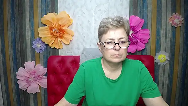 EmiliaGree online show from 04/18/26, 05:04