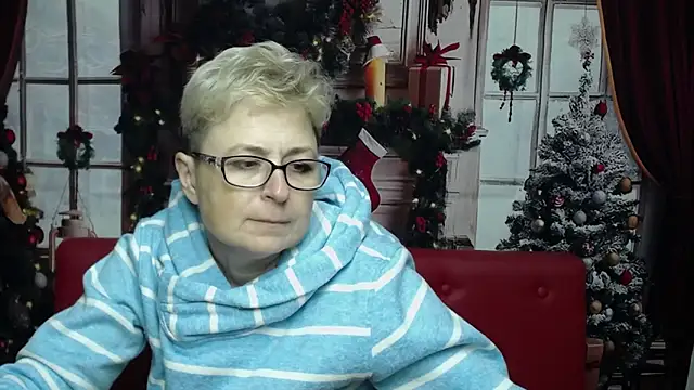 EmiliaGree online show from 12/17/25, 06:13