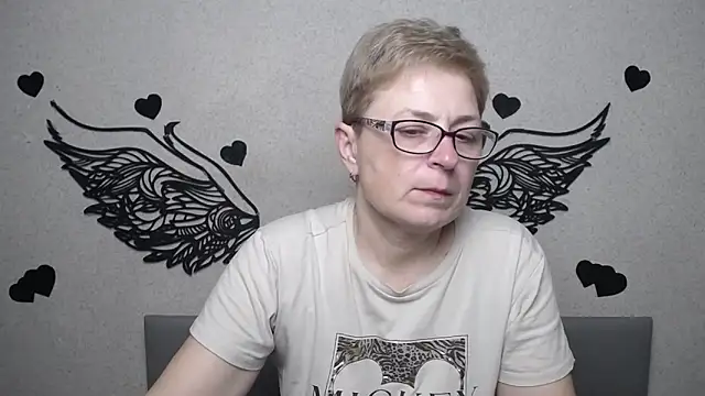 EmiliaGree online show from 05/30/26, 05:07