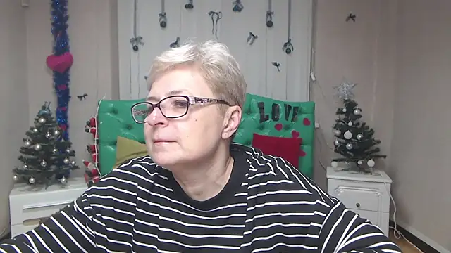 EmiliaGree online show from 01/05/26, 06:11