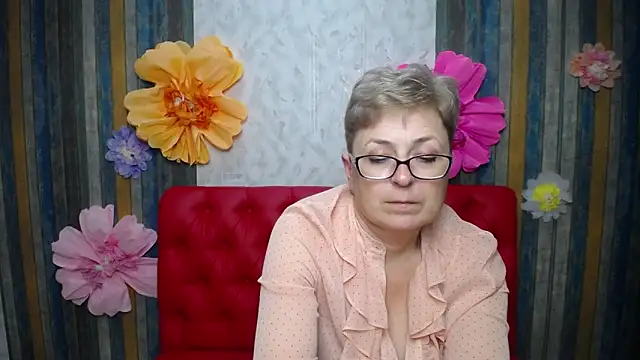 EmiliaGree online show from 04/18/26, 07:07
