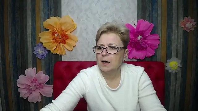 EmiliaGree online show from 04/28/26, 05:17