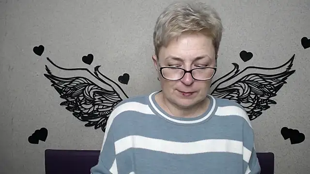 EmiliaGree online show from 03/25/26, 06:07